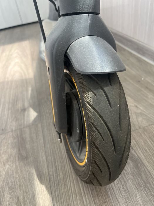 Електросамокат ninebot g30