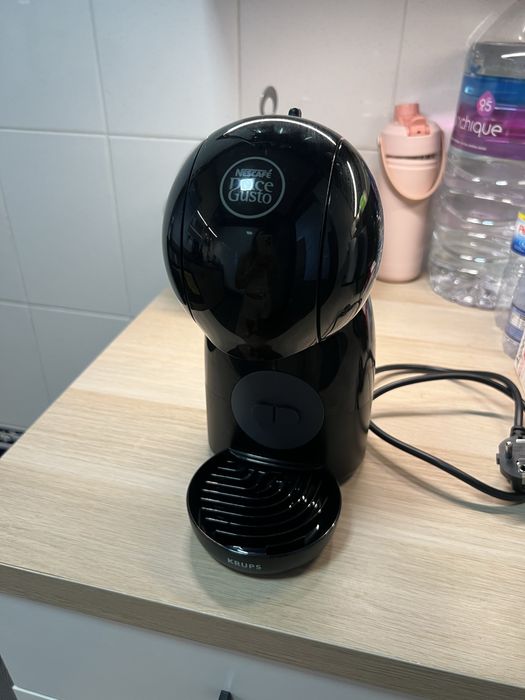 Maquina de cafe dolce gusto