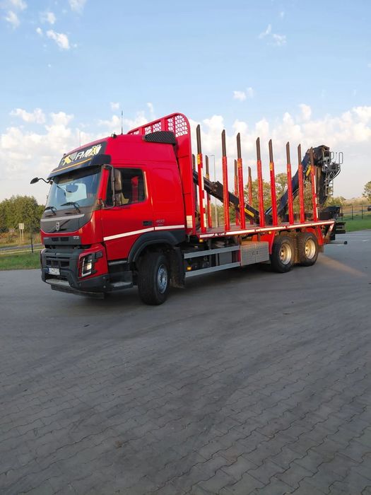 Volvo FMX  VOLVO FMX do drzewa