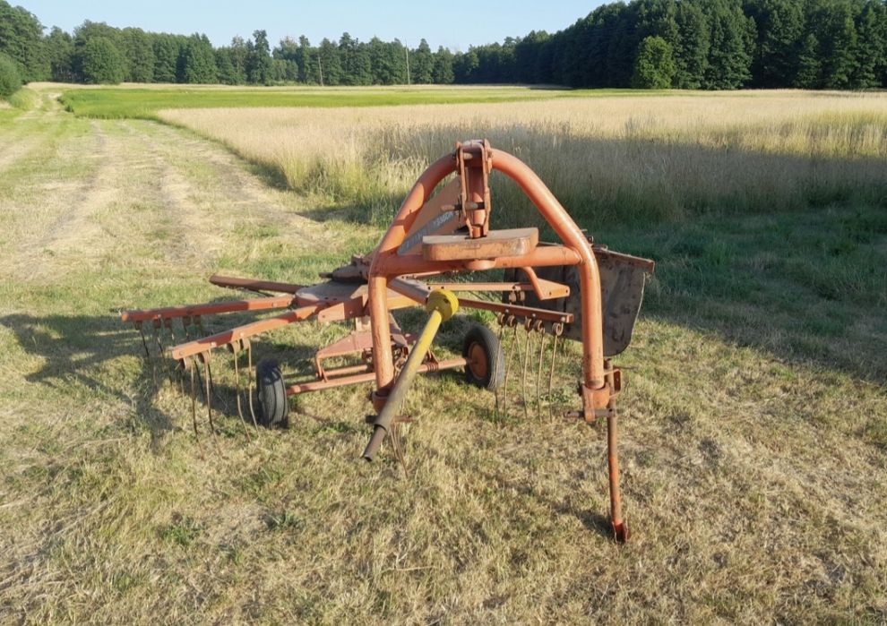 Zgrabiarka karuzelowa,Deutz Fahr