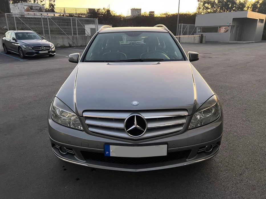Mercedes-Benz C220