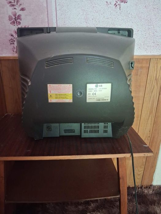 Продам телевізор ,JVC та LG