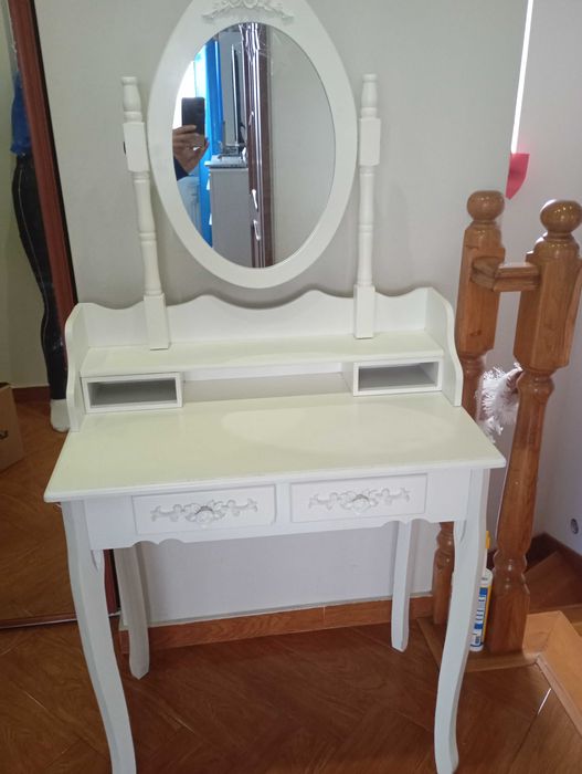 Toaletka dla dziewczynki