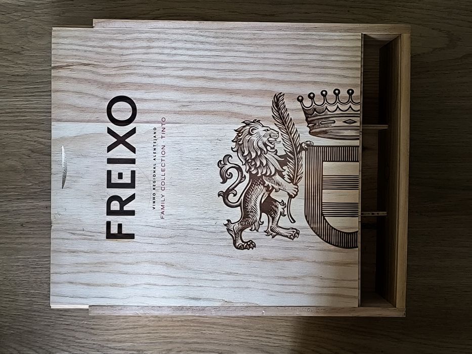 Caixas de vinho/ madeira  raras e especiais