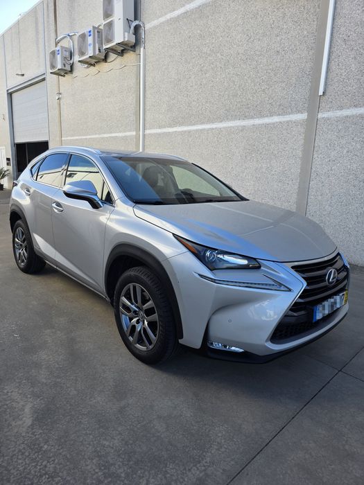 Lexus NX300h Executive+
