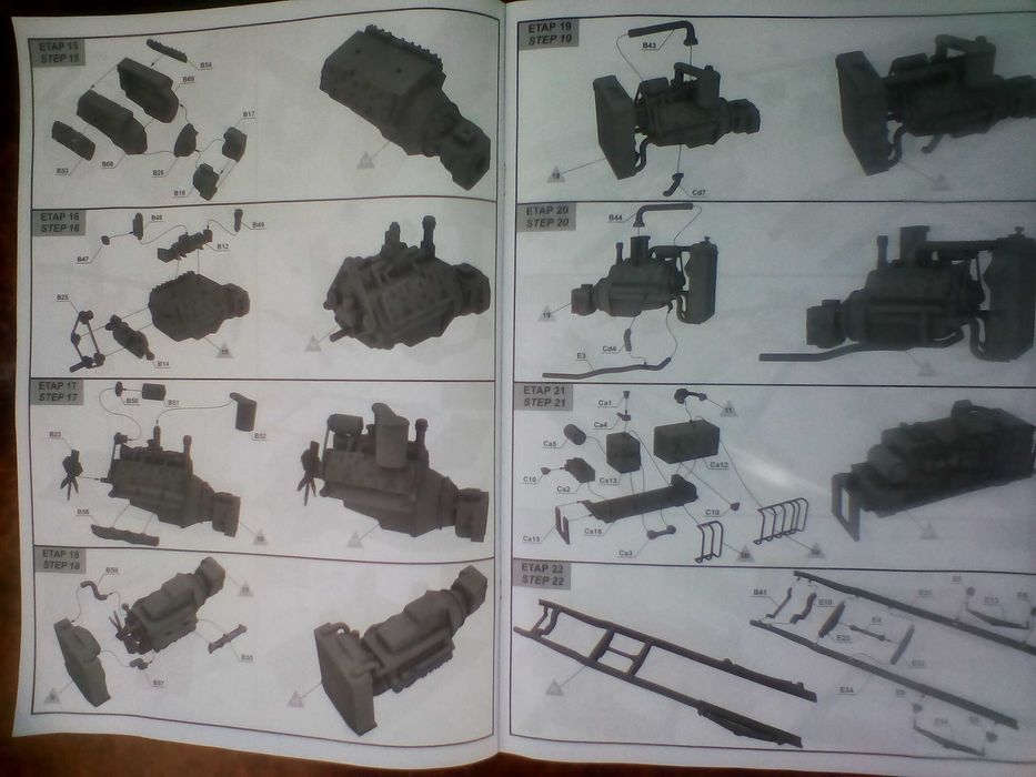 Сборная модель 1/35 WWII Marmon-Herrington Mk.I фирмы IBG models