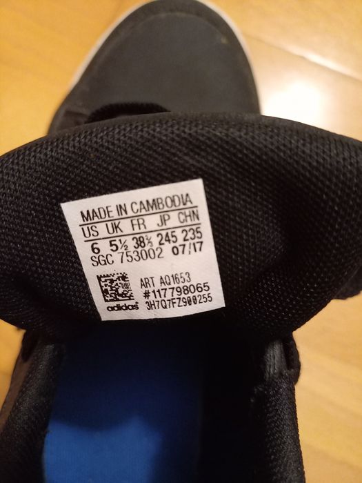 Ténis Adidas Pretos