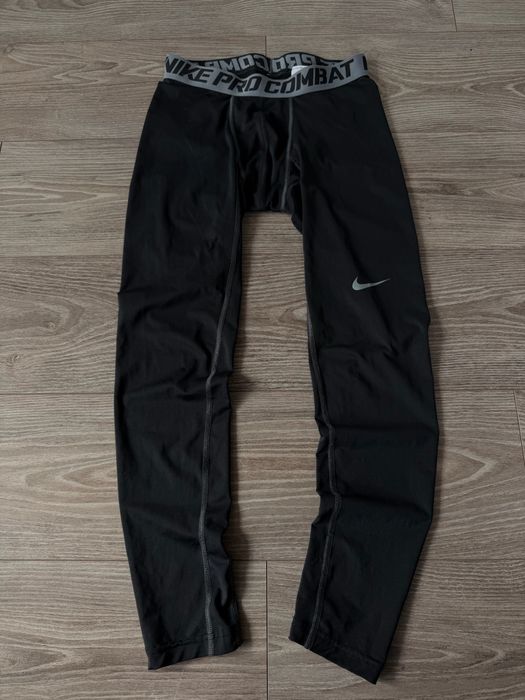 Sportowe Termiczne Męskie Legginsy Nike Pro Combat Spodnie Swoosh