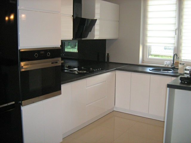 Meble na wymiar kuchnie szafy zabudowy