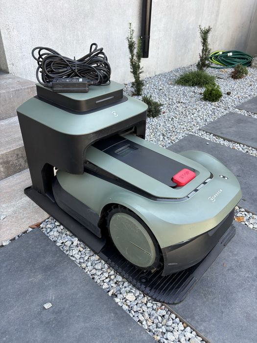 Robot koszący ecovacs gx-600 na gwarnacji z kamerą nie wymaga kabla