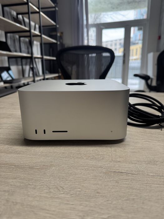 Apple Mac Studio M1 Max 10/32 Core 64GB RAM 2TB SSD