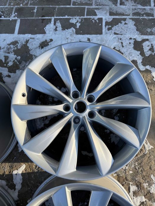 Комплект дисків Tesla Model S 5/120 R21x8.5J Диски Тесла еска