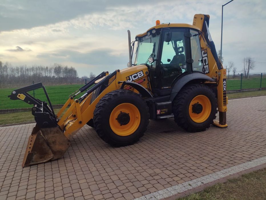 JCB JCB 4CX / RÓWNE KOŁA / TORQUELOCK / POWERSHIFT / SPROWADZONA /  koparko-ładowarka , sprowadzona , 3 , stan super , cx