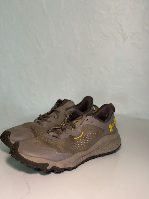 Under Armour Maven 43 р, трейлові кросівки