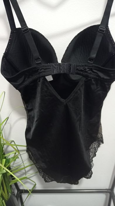 85 B C&A body modelujące sylwetkę