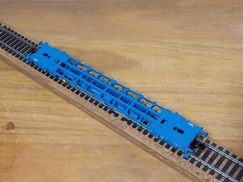 H0 1/87 - vagão plataforma Sgnss CAPTRAIN (ex-COMSA) - PTTRAINS 100014