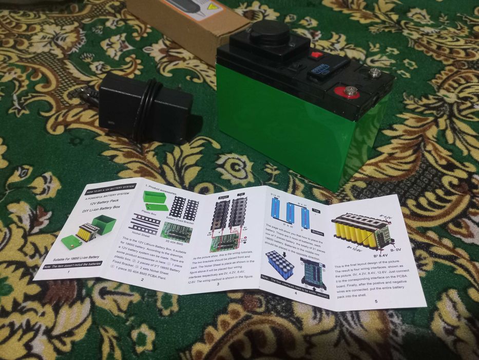 Акумулятор 12.6v - 5v _ li-ion, повербанк, ліхтар, usb / DC