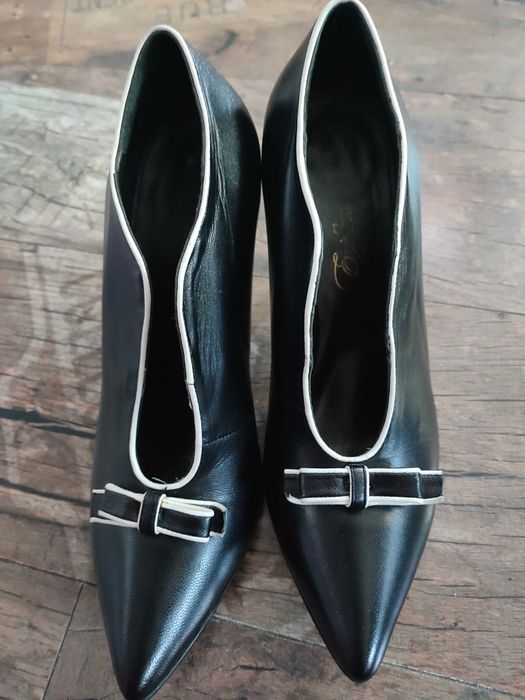 Туфлі човники ( батільйони) чорні на каблуку