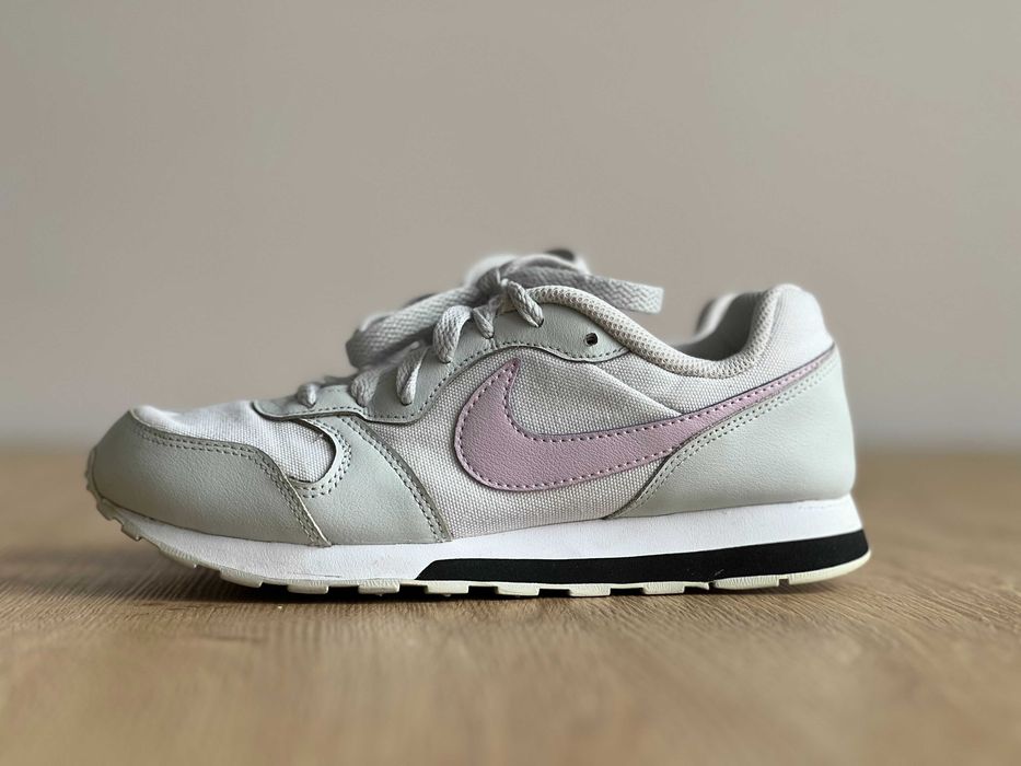 Дитячі кросівки Nike MD RUNNER 2 (GS), (р. 34.5)