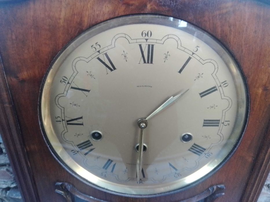 Relógio de parede antigo