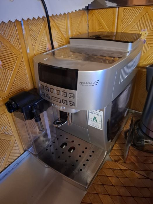 Ekspres DeLonghi