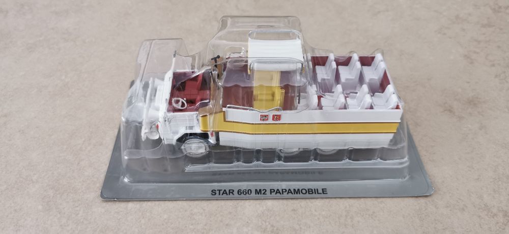 Star 660 Papamobile Deagostini w skali 1:43