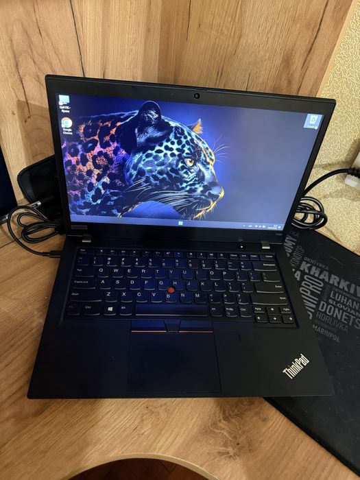 Ноутбук потужний Lenovo Ryzen3 pro+16ddr+m2 ssd+Vega 6 4gb стан нового!