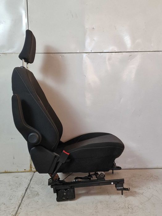 Fotel Kierowcy Przód Lewy Ford Transit Courier MK3 DU3A8804