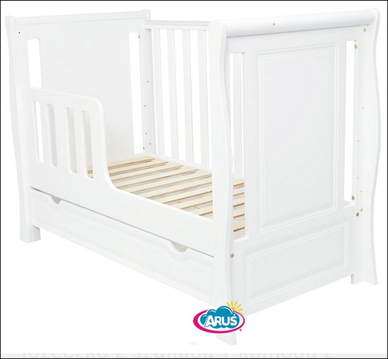 Komplet mebli szafa komoda łóżeczko MEBLE do pokoju dziecka stan 10/10