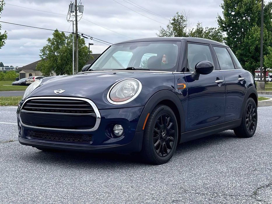 MINI Hardtop 4 Door Cooper      2018