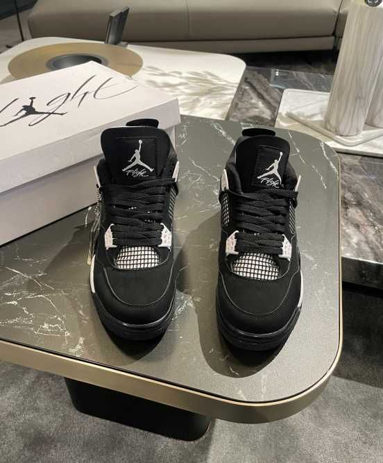 Jordan Air Jordan 4 Retro White Thunder R.41