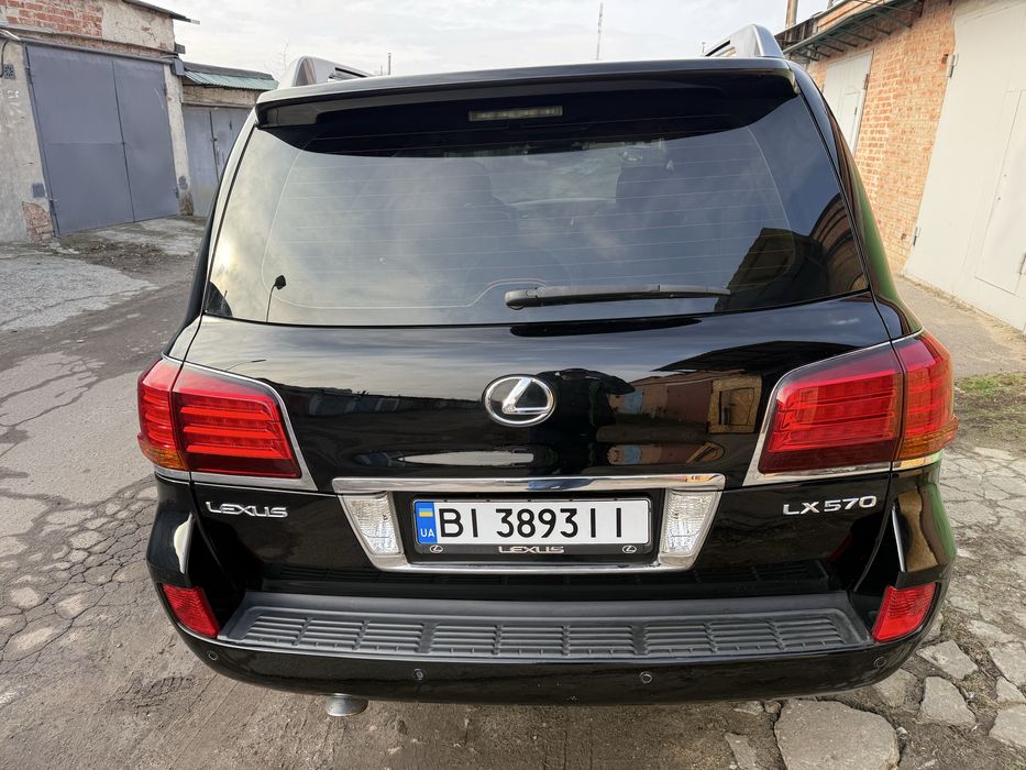 Lexus LX570 2008 года