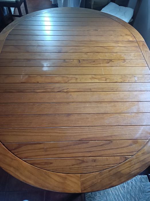 Mesa extensível pinho escurecido