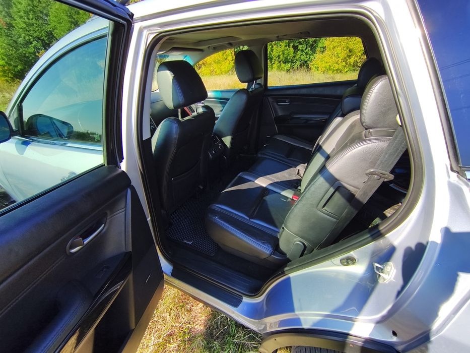 Продам Mazda CX9