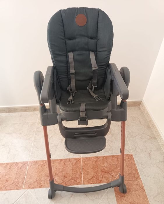 Cadeira de refeição Maxi-Cosi