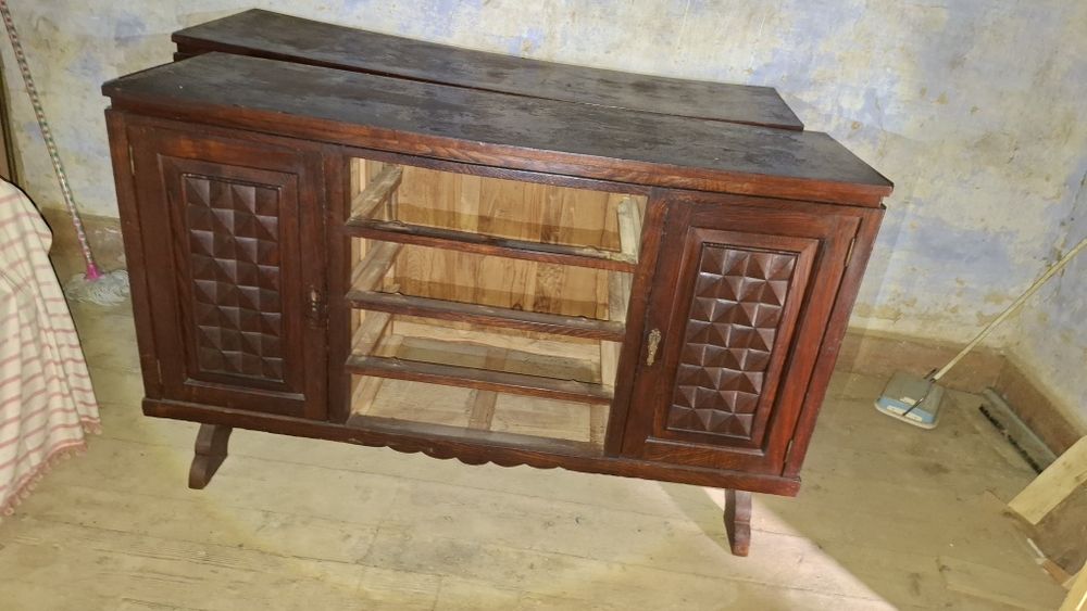 Aparadores em óptimo estado