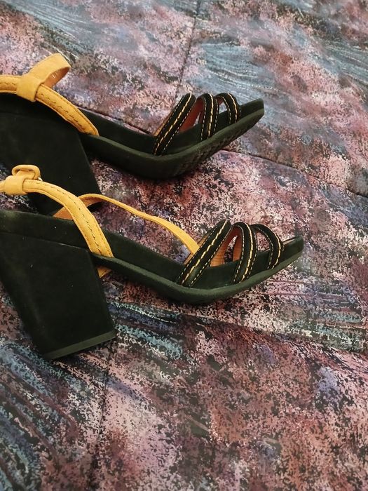 Нові  фірмові Geox