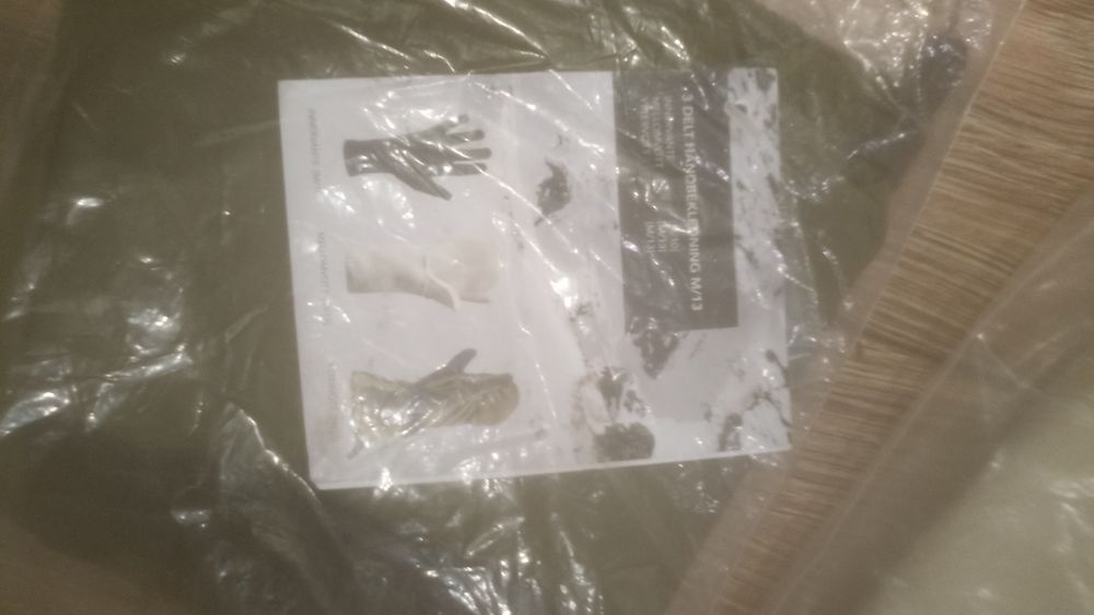 Продам рукавиці, всі подробиці на фото. Стан новий