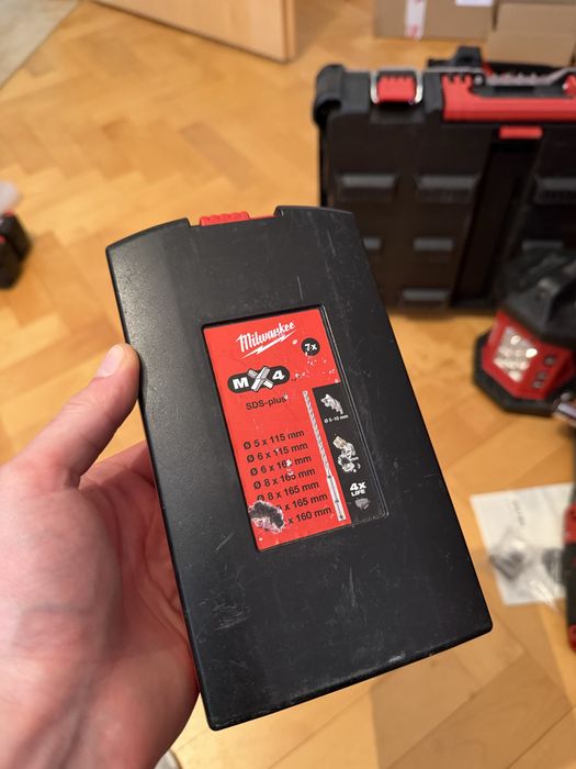 Wiertła 4-ostrzowe MIlwaukee SDS-PLUS MX4 / 7 elementów