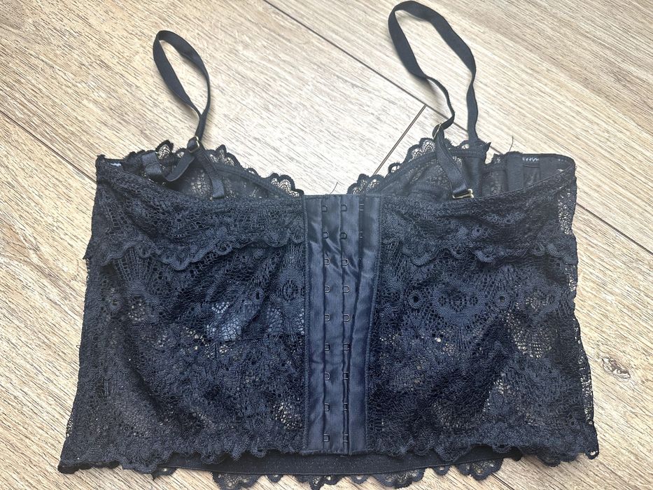 Asos czarny koronkowy piękny 85 B