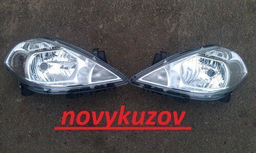 Фара на Nissan TIIDA