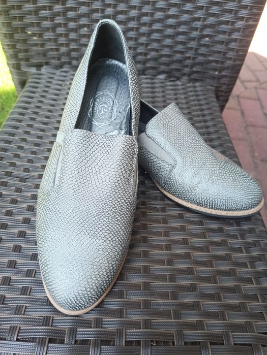 Skórzane buty z motywem skóry krokodyla , rozmiar 39