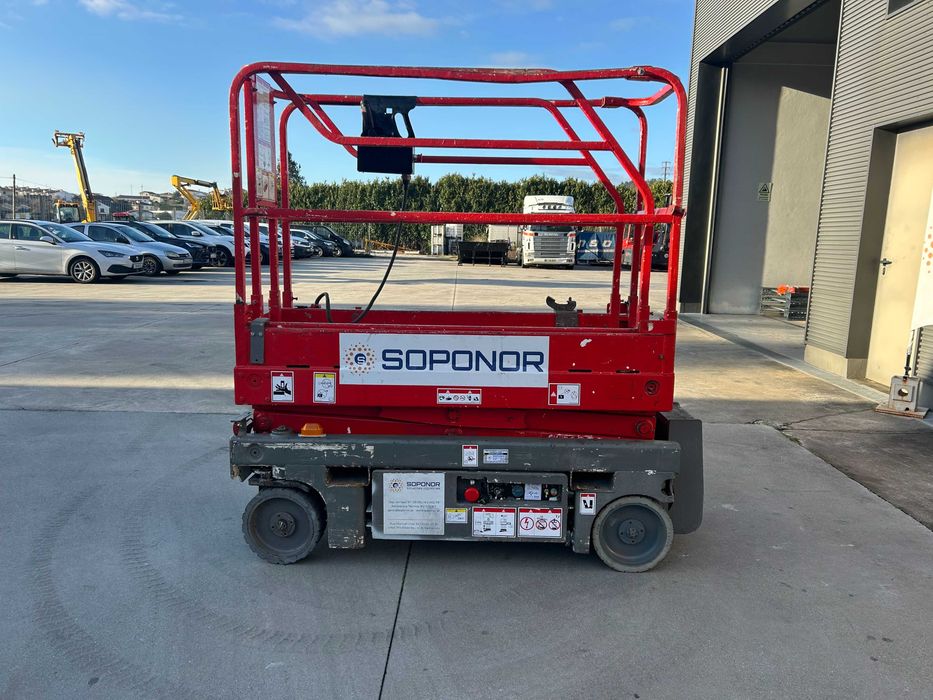 Plataforma elétrica Tesoura Haulotte Optimum 6