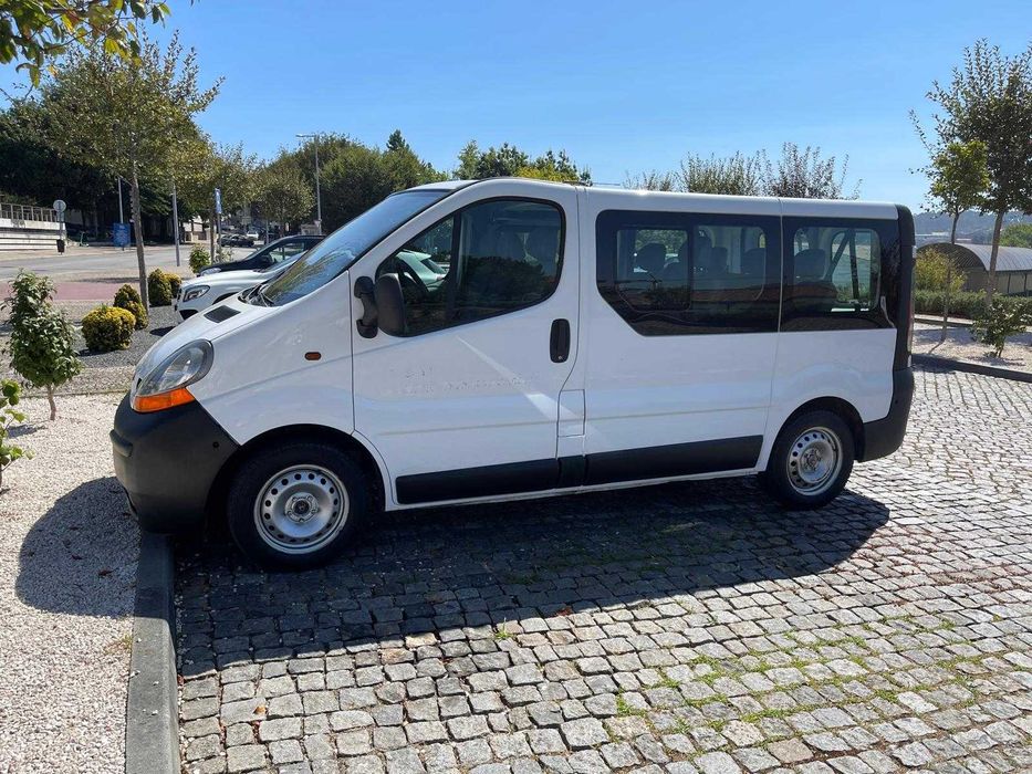 opel vivaro 9 lugares