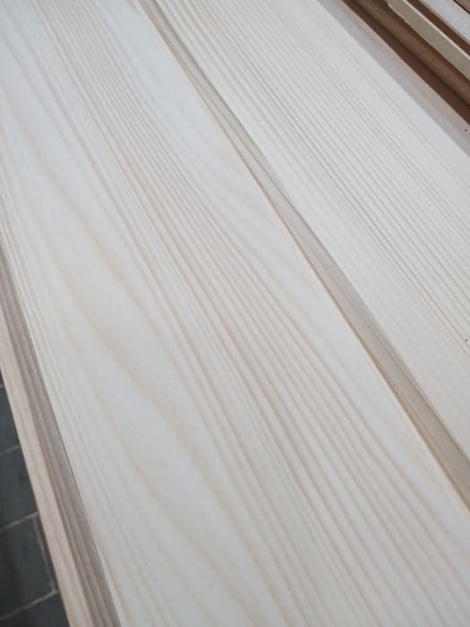 Deska elewacyjna Świerk Skandynawski Podbitka Boazeria po suszarni