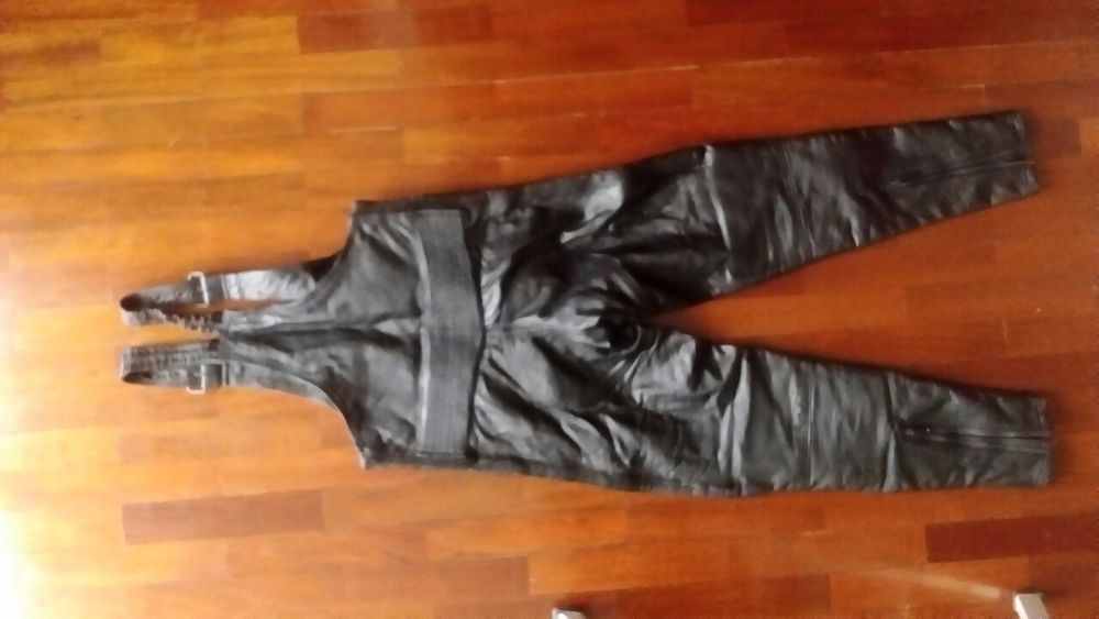 Calças de pele Casa das Peles M