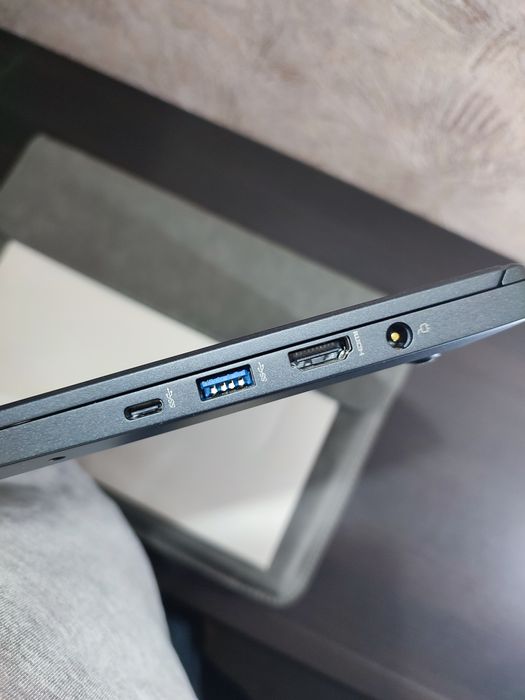 Ноутбук Motile Performance M141 Laptop 14" 4/128GB, Ryzen 3200U