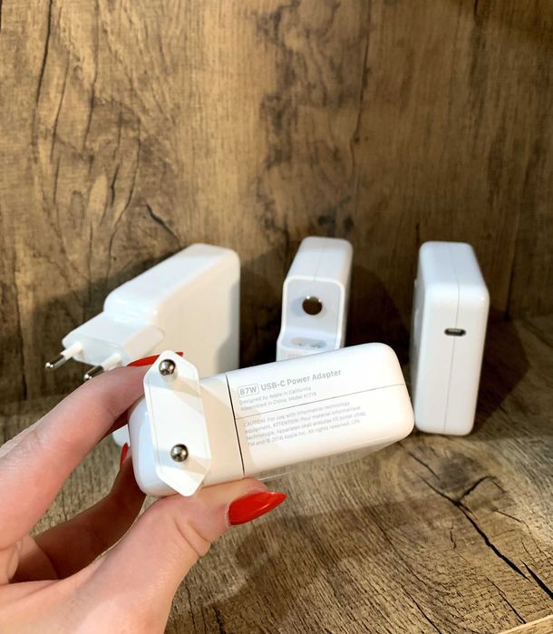 Apple USB-C 87w оригінальна зарядка Macbook блок живлення A1718