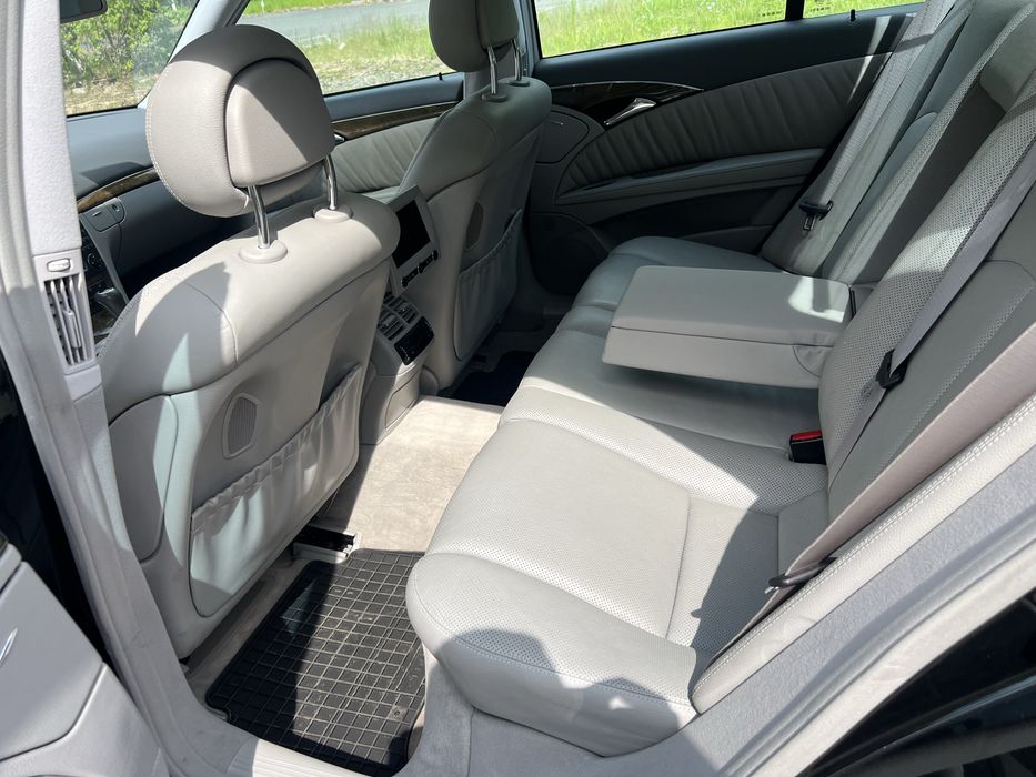 Mercedes-Benz W211 E500 4Matic Avantgarde 2005r M113 LPG