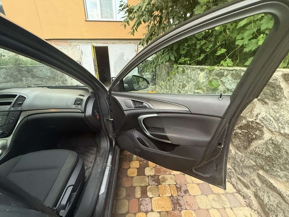 Opel Insignia 2010 дизель